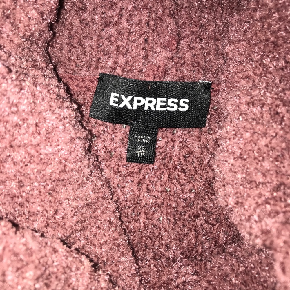 Express Sweater - Picture 2 of 5